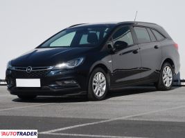 Opel Astra 2018 1.6 134 KM