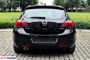 Opel Astra 2011 1.4 140 KM Opel Astra 2011 1.4 140 KM