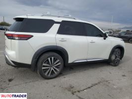 Nissan Pathfinder 2023 3