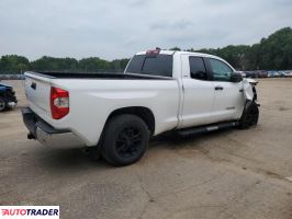 Toyota Tundra 2021 5