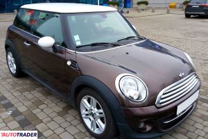 Mini Cooper 2012 1.6 122 KM