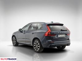 Volvo XC60 2022 2.0 197 KM