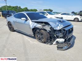 Ford Mustang 2025 5