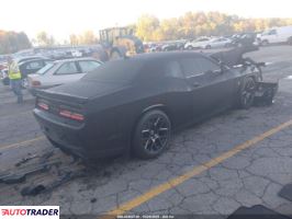 Dodge Challenger 2019 6