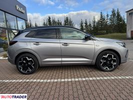 Opel Grandland X 2024 1.2 130 KM