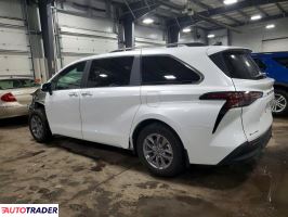 Toyota Sienna 2025 2