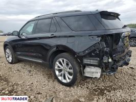 Ford Explorer 2022 3