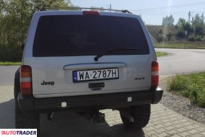 Jeep Cherokee 1999 4.0 178 KM