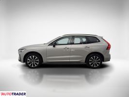 Volvo XC60 2023 2.0 197 KM