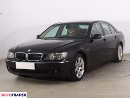 BMW 730 2005 3.0 227 KM