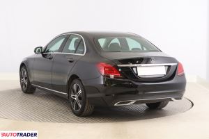 Mercedes C-klasa 2019 1.6 127 KM