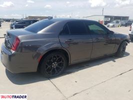 Chrysler 300C 2019 3