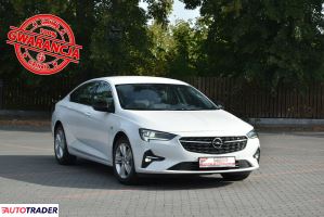 Opel Insignia 2020 2.0 200 KM Opel Insignia 2020 2.0 200 KM