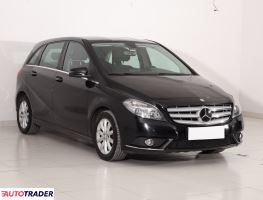 Mercedes B-klasa 2014 1.6 120 KM Mercedes B-klasa 2014 1.6 120 KM