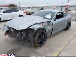 Ford Mustang 2022 5