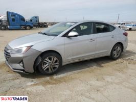 Hyundai Elantra 2019 2