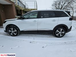 Peugeot 5008 2022 1.5 130 KM