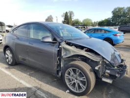 Tesla Model Y 2024 Tesla Model Y 2024