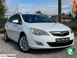 Opel Astra - zobacz ofertę