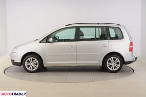Volkswagen Touran 2005 1.6 113 KM