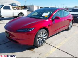 Tesla Model 3 2025