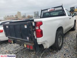 Chevrolet Silverado 2019 4