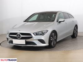 Mercedes Pozostałe 2021 2.0 147 KM