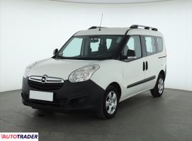 Opel Combo 2015 1.2 88 KM