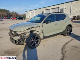 Volvo XC40 2023 2