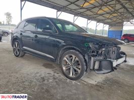 Audi Q7 2021 3