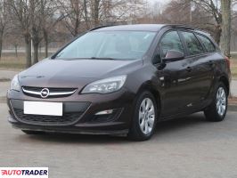 Opel Astra 2014 1.6 113 KM