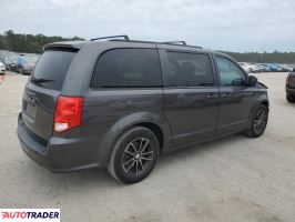 Dodge Grand Caravan 2018 3