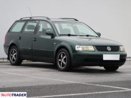 Volkswagen Passat 2000 1.8 147 KM