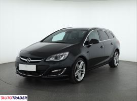 Opel Astra 2013 1.4 138 KM