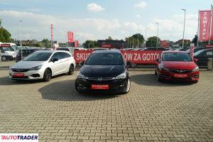 Opel Astra 2021 1.2 131 KM