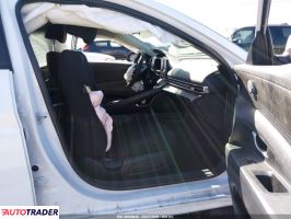 Hyundai Elantra 2025 2