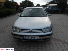Volkswagen Golf 2002 1.6 105 KM