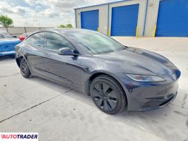 Tesla Model 3 2025