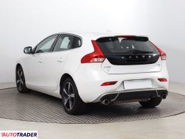 Volvo V40 2019 2.0 150 KM