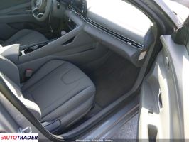 Hyundai Elantra 2025 1