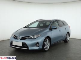Toyota Auris 2014 2.0 122 KM
