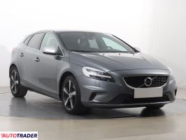 Volvo V40 2018 1.5 150 KM