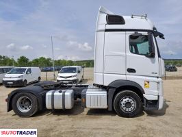Mercedes Actros