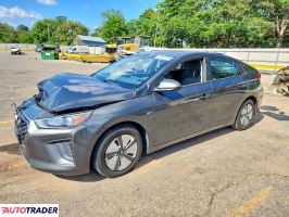 Hyundai IONIQ Hybrid 2020 1