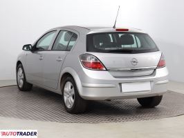 Opel Astra 2012 1.6 113 KM