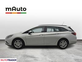 Opel Astra 2018 1.6 110 KM