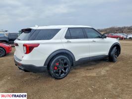 Ford Explorer 2022 3