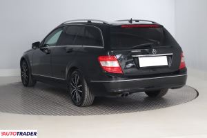 Mercedes C-klasa 2009 2.1 134 KM