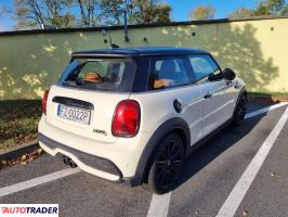 Mini Cooper S 2021 2.0 178 KM