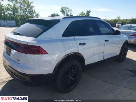 Audi Q8 2021 3
